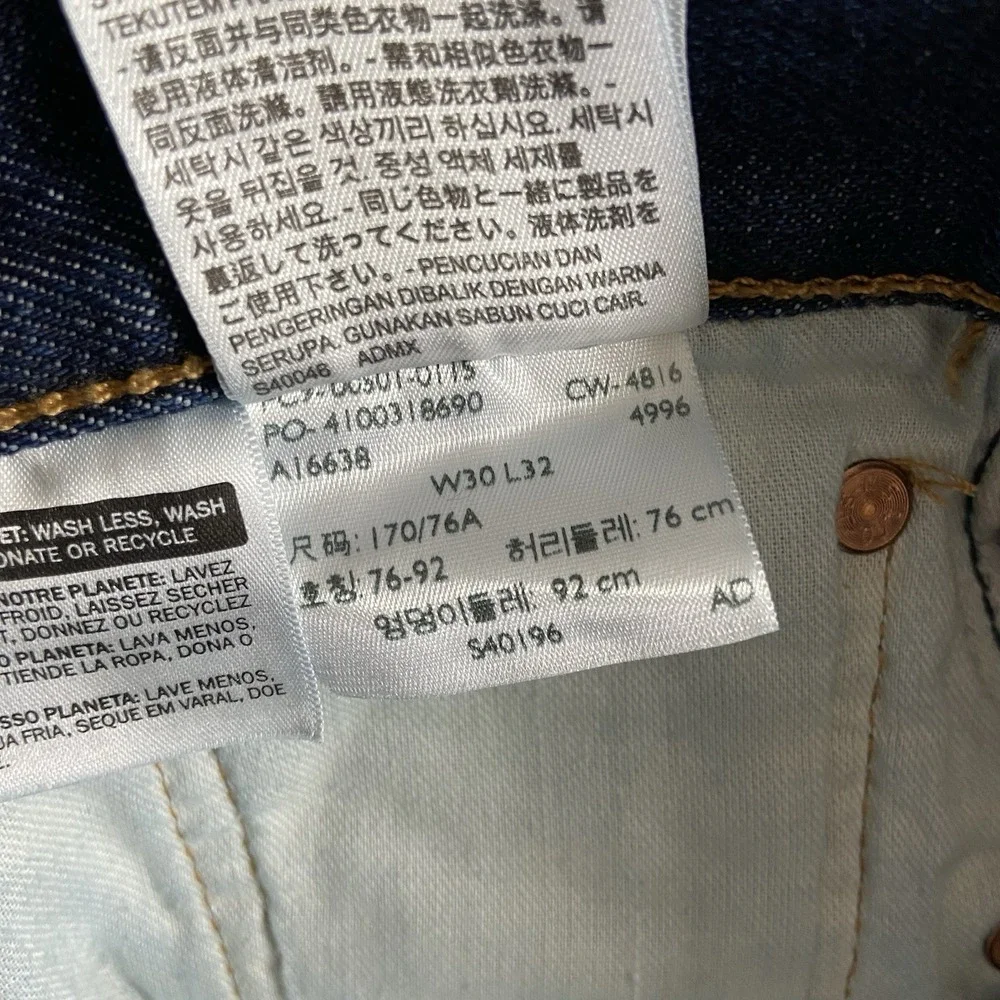 Levi's 501 Jeans Mens 30x32 Original Straight Leg Button Fly Dark Blue Denim